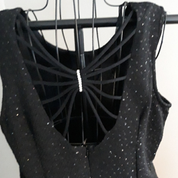 Dress - Picture 4 of 6